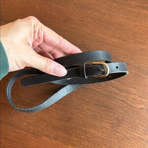 J.CREW Skinny Italian Leather Belt black Gold Tone Hardware Size S classic